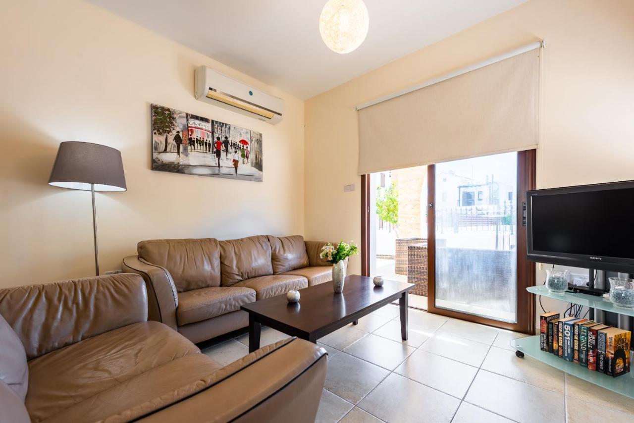 Villa Alexandra By Ezoria Villas أيا نابا المظهر الخارجي الصورة