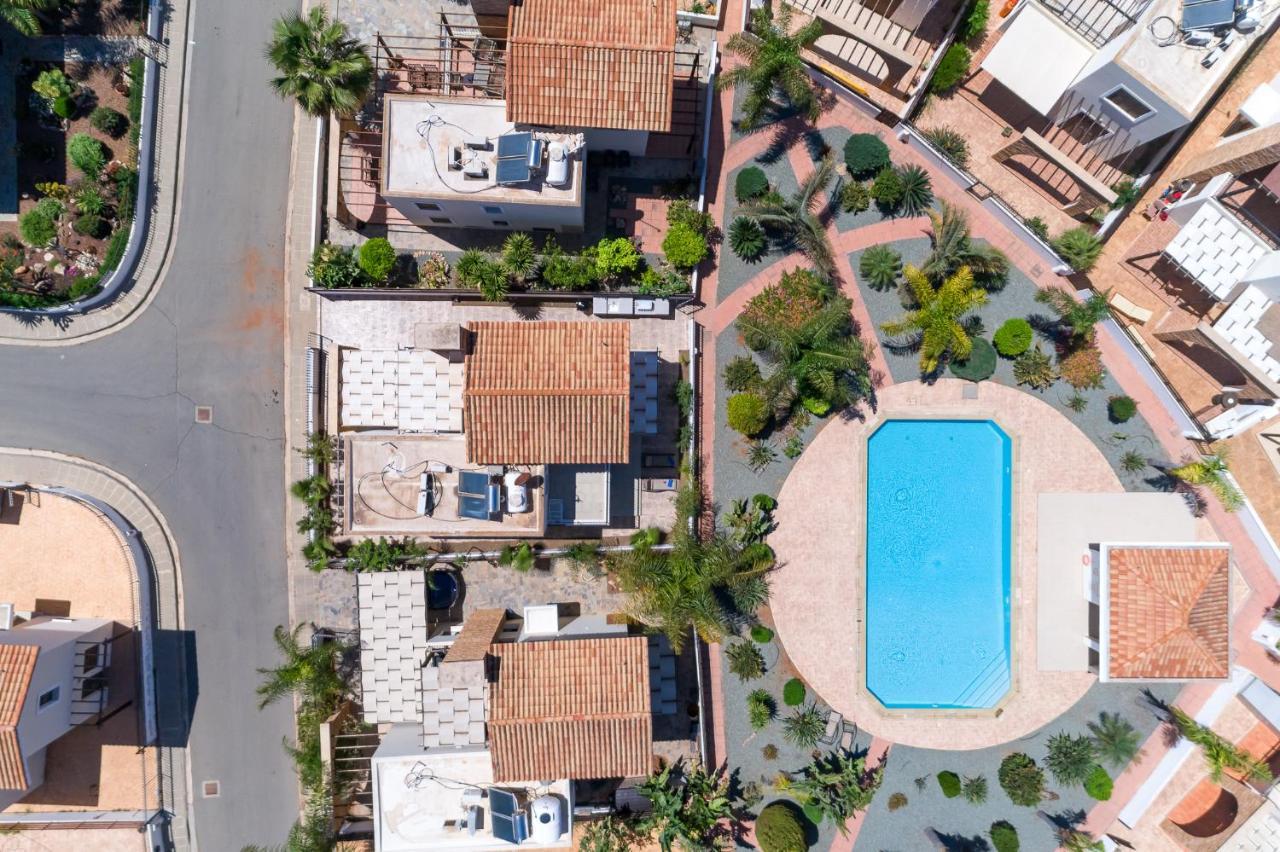 Villa Alexandra By Ezoria Villas أيا نابا المظهر الخارجي الصورة